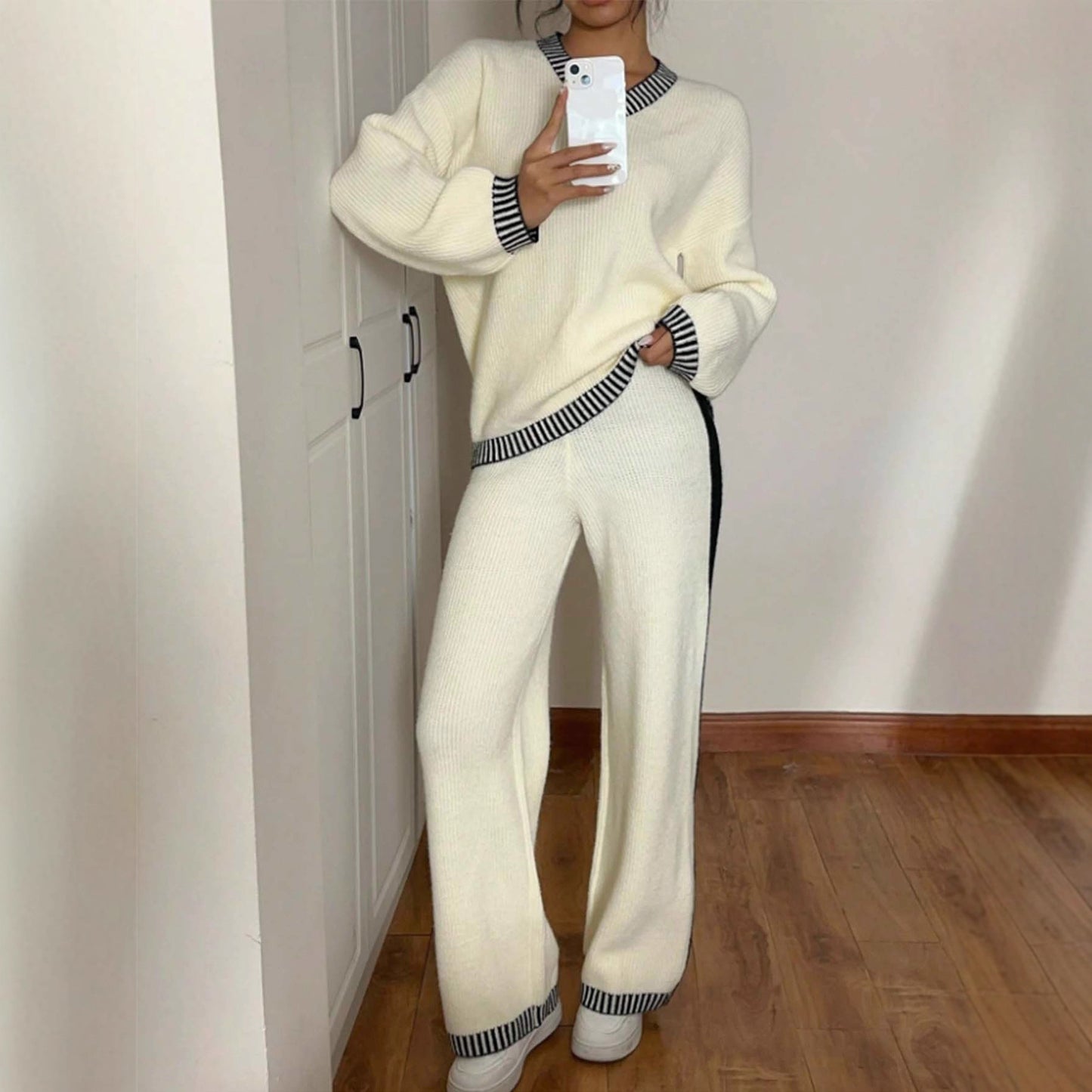 Ensemble Femme Jacquard – Col Rond & Manches Longues