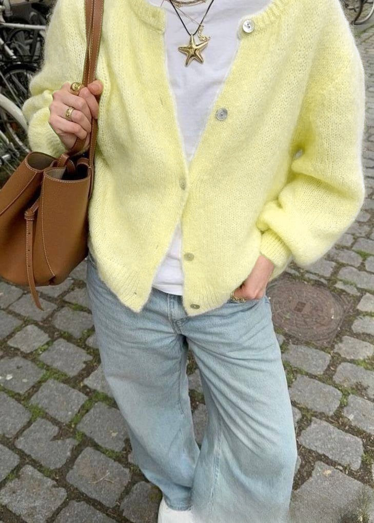 Cardigan doux en velours à boutons nacrés